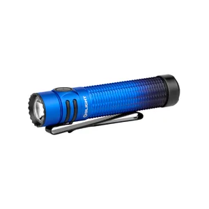 파란색 Olight 손전등