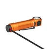 Olight 주황색 Perun 3 헤드램프 측면 뷰, 충전 중인 모습, 야외 활동용